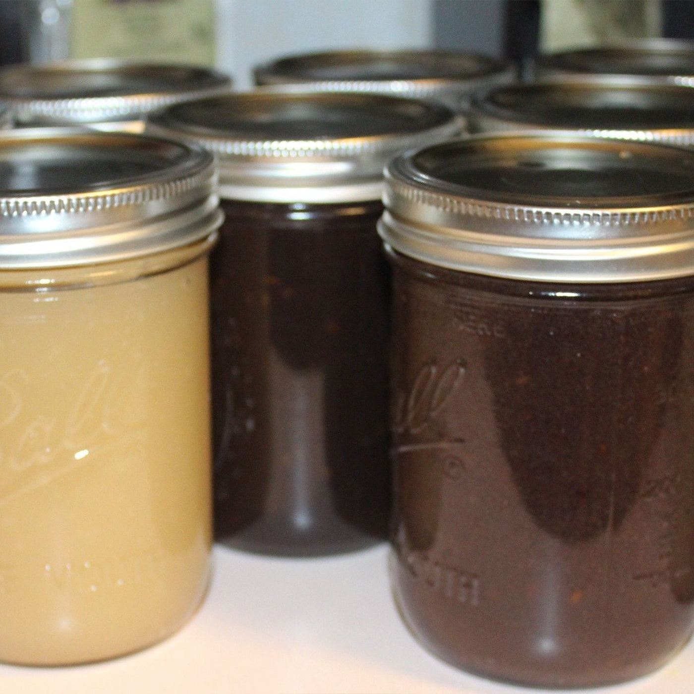 Mason Jars Full of Fresh Sea Moss Gel